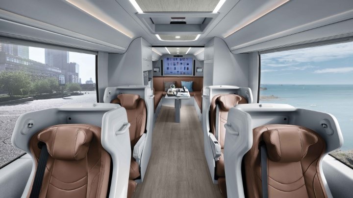 Hyundai Motor’s New Universe Mobile Office Takes Remote Work