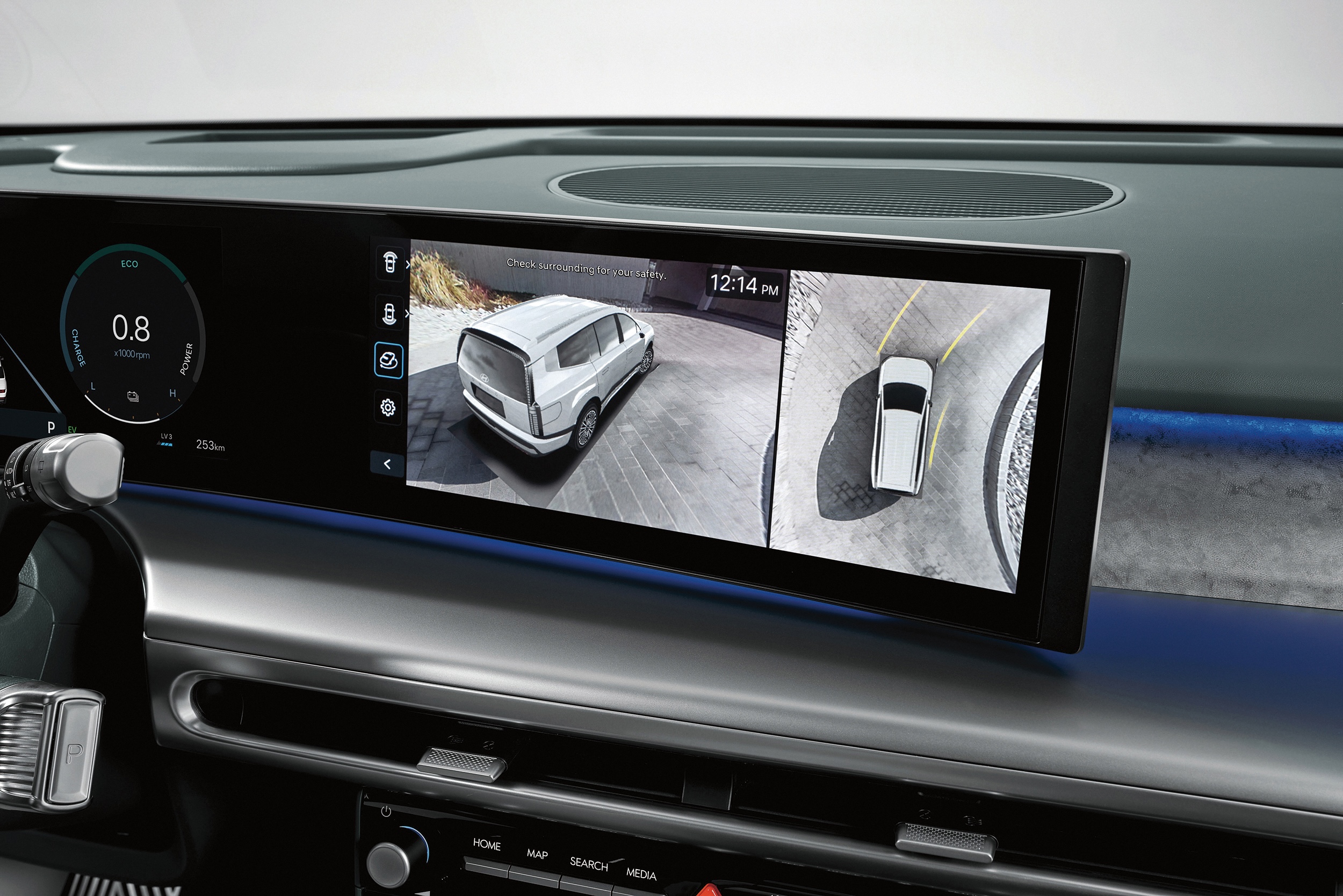 Surround View Monitor on the centre screen of the Hyundai IONIQ 9.