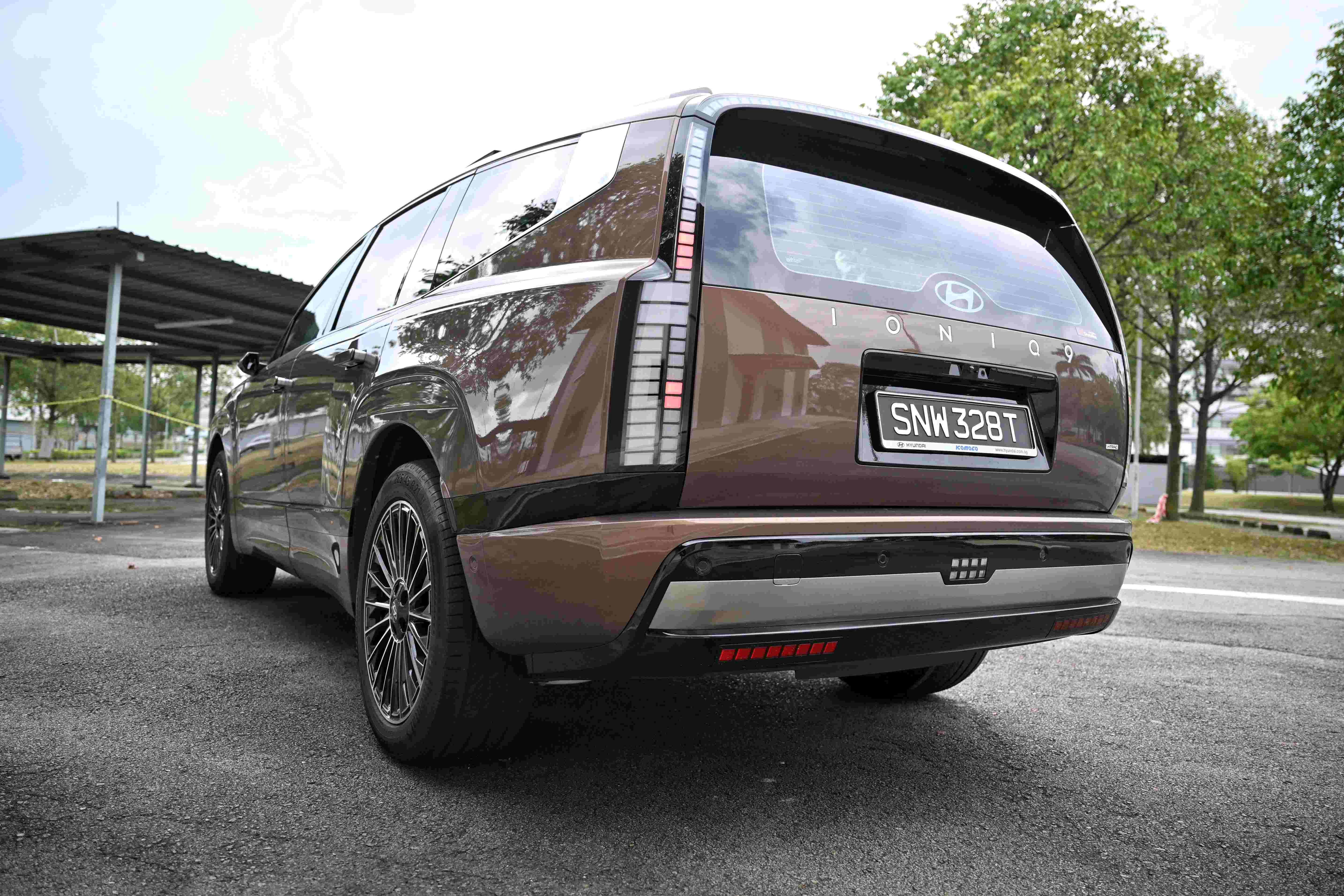 Hyundai’s EV vision hits a high note with the Ioniq 9