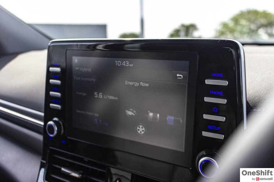 Hyundai Ioniq Hybrid infotainment display